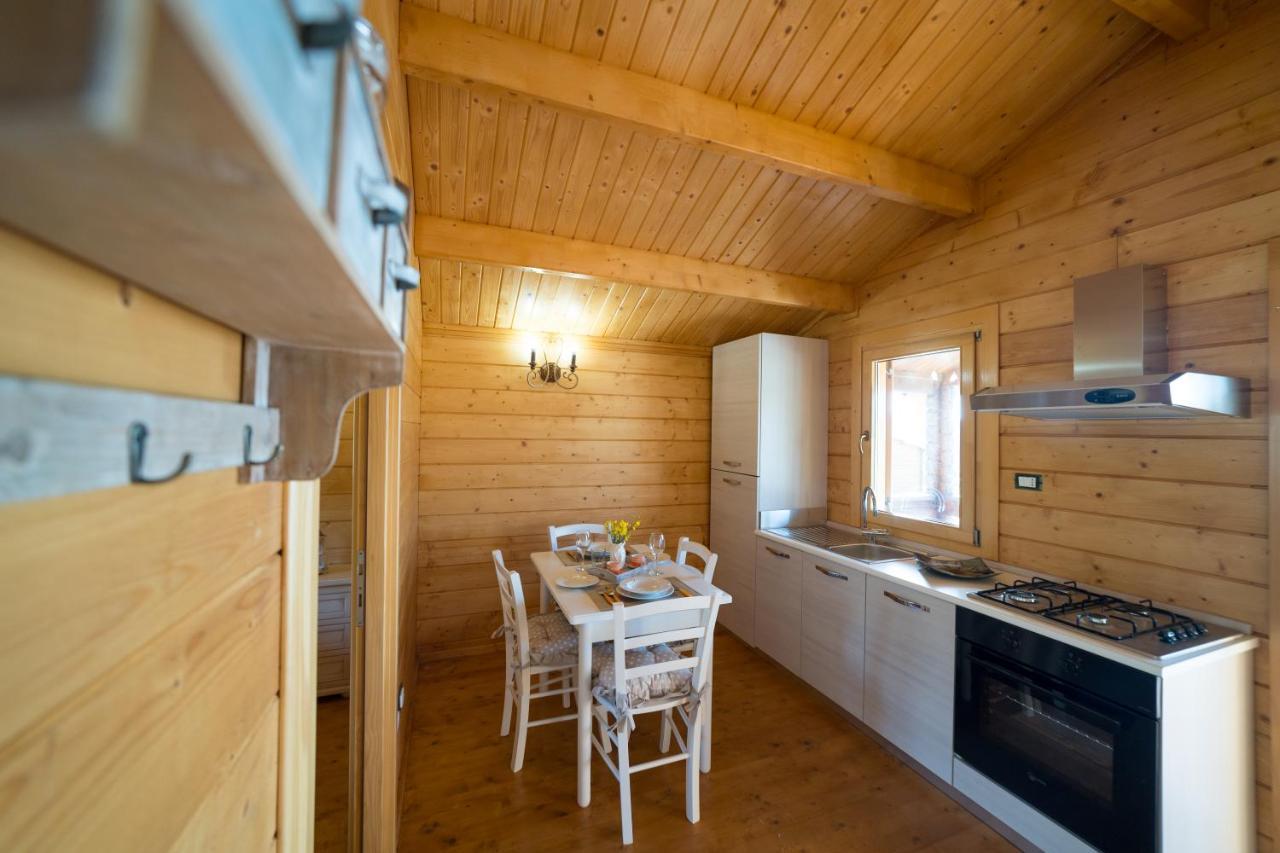 Chalet Tenuta Lacco Фурнарі Екстер'єр фото